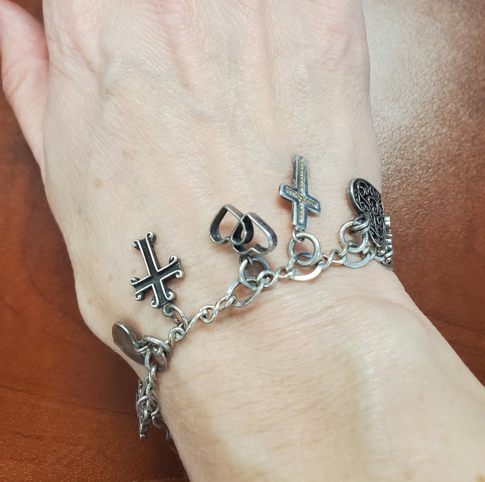 Silver Charm Bracelet with 11 Charms - Some 925 - Picture 10 of 11